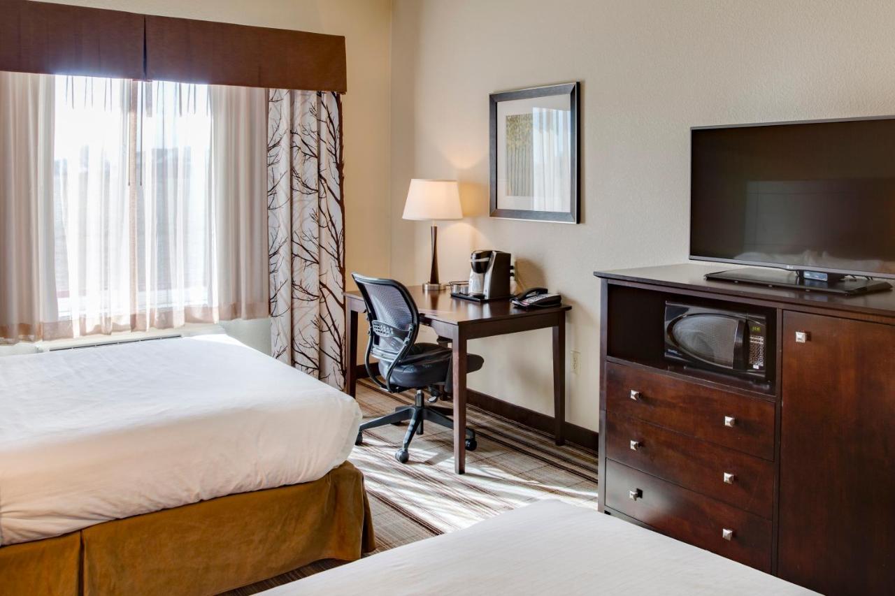Holiday Inn Express & Suites Nevada By Ihg Rom bilde
