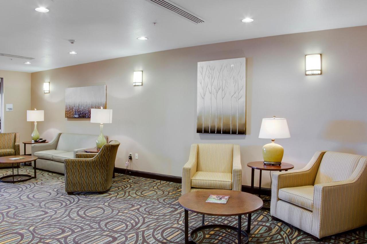 Holiday Inn Express & Suites Nevada By Ihg Eksteriør bilde