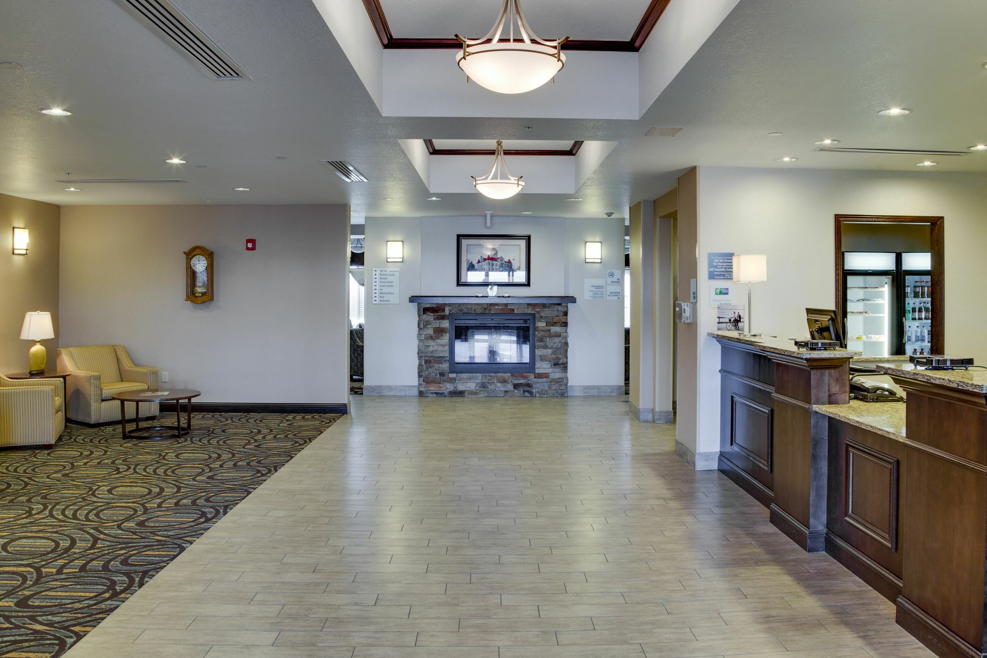 Holiday Inn Express & Suites Nevada By Ihg Eksteriør bilde